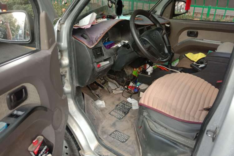 Used Wuling Rongguang 2017 1.5L Extended Basic Version Driver Seat