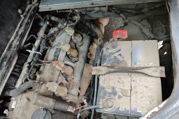 Used Wuling Rongguang 2017 1.5L Extended Basic Version Engine Bay