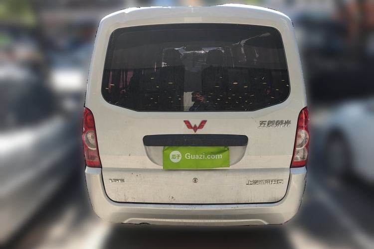 Used Wuling Rongguang 2017 1.5L Extended Basic Version Exterior 4
