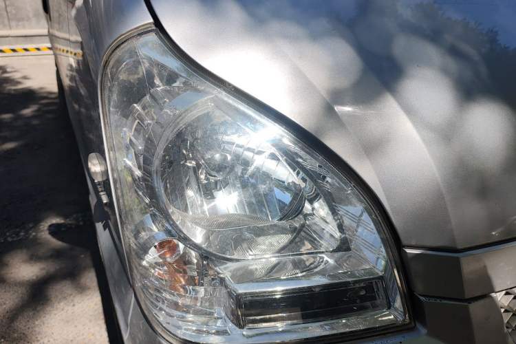 Used Wuling Rongguang 2017 1.5L Extended Basic Version Exterior 6