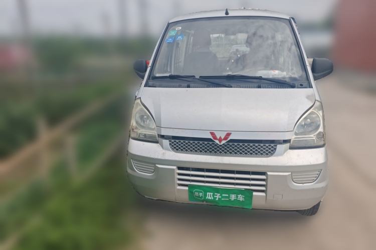 Used Wuling Rongguang 2017 1.5L Extended Basic Version Front