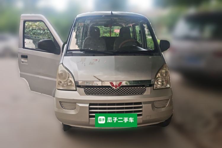 Used Wuling Rongguang 2017 1.5L Extended Basic Version Front