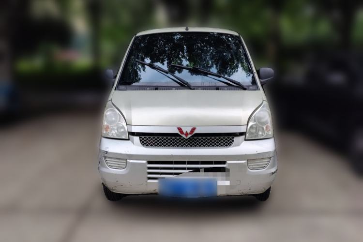 Used Wuling Rongguang 2017 1.5L Extended Basic Version Front