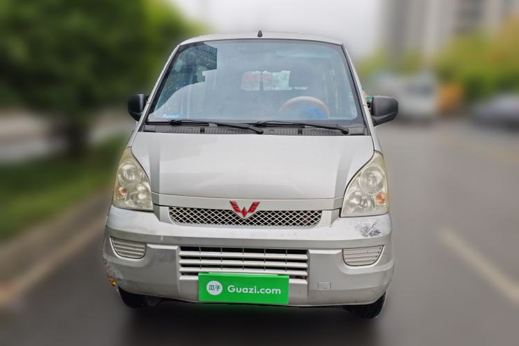 Used Wuling Rongguang 2017 1.5L Extended Basic Version Front