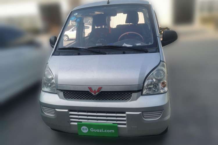 Used Wuling Rongguang 2017 1.5L Extended Basic Version Front