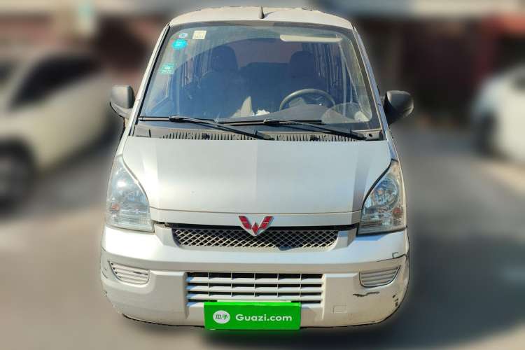 Used Wuling Rongguang 2017 1.5L Extended Basic Version Front