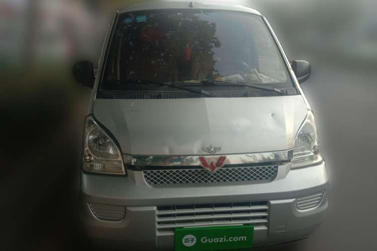 Used Wuling Rongguang 2017 1.5L Extended Basic Version Front