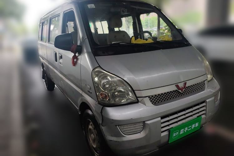 Used Wuling Rongguang 2017 1.5L Extended Basic Version Front Right 45 Deg