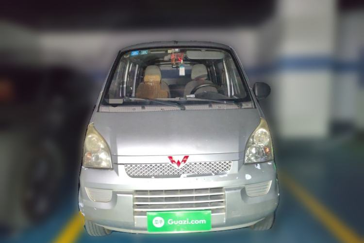 Used Wuling Rongguang 2017 1.5L Extended Basic Version Front