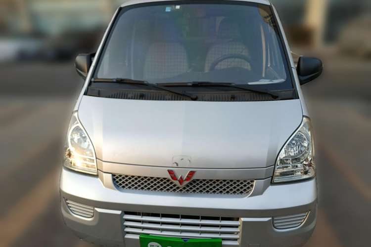 Used Wuling Rongguang 2017 1.5L Extended Basic Version Front