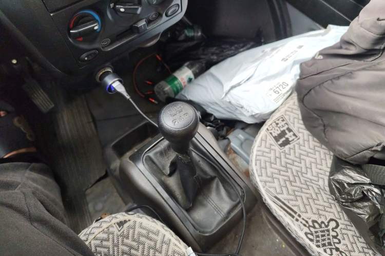 Used Wuling Rongguang 2017 1.5L Extended Basic Version Gear Lever