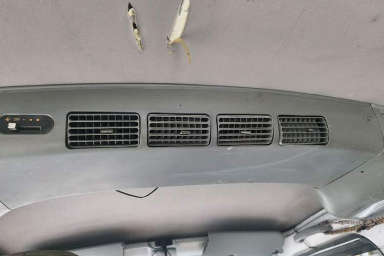 Used Wuling Rongguang 2017 1.5L Extended Basic Version Headliner
