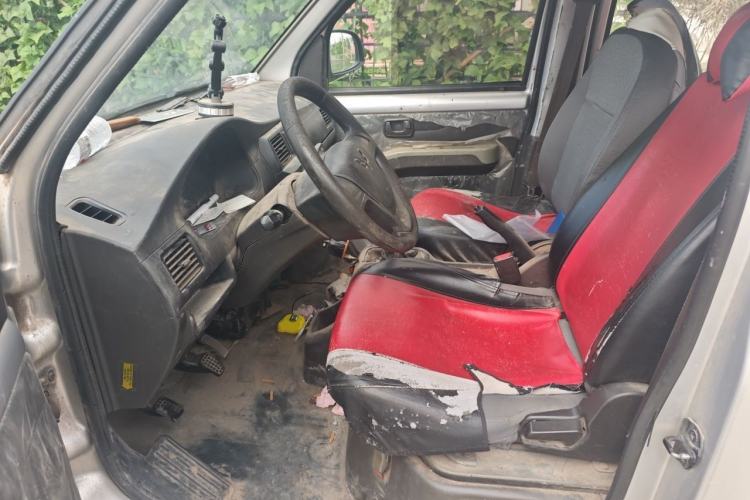 Used Wuling Rongguang 2017 1.5L Extended Basic Version Left Front Seat