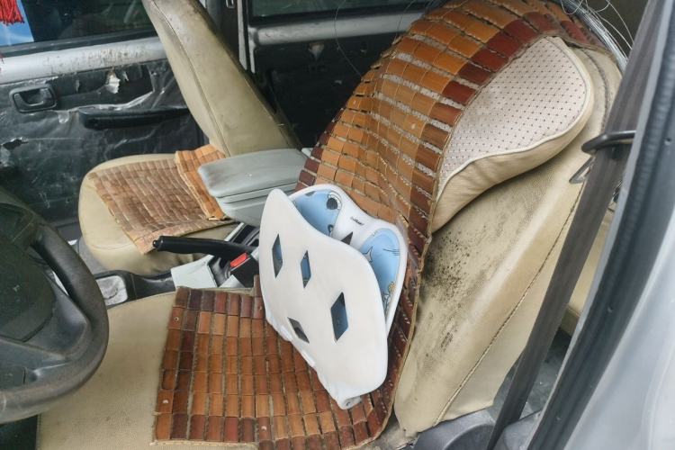 Used Wuling Rongguang 2017 1.5L Extended Basic Version Left Front Seat