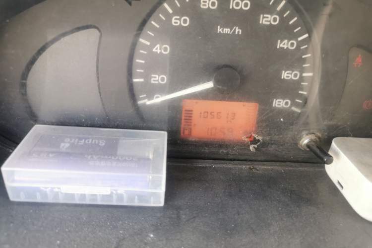 Used Wuling Rongguang 2017 1.5L Extended Basic Version Odometer Close Up