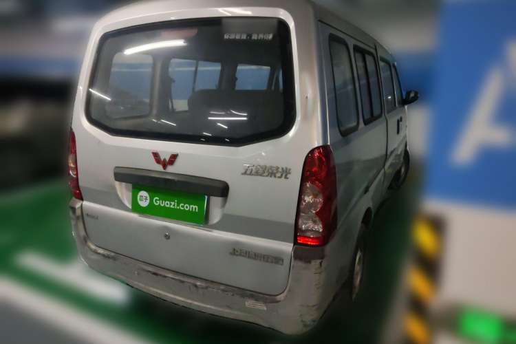 Used Wuling Rongguang 2017 1.5L Extended Basic Version Rear Right 45 Deg