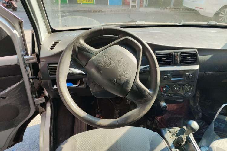 Used Wuling Rongguang 2017 1.5L Extended Basic Version Steering Wheel