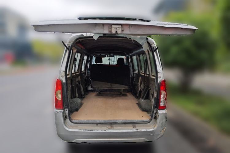Used Wuling Rongguang 2017 1.5L Extended Basic Version Trunk