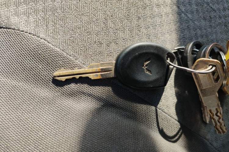 Used Wuling Rongguang 2017 1.5L Extended Basic Version Vehicle Key
