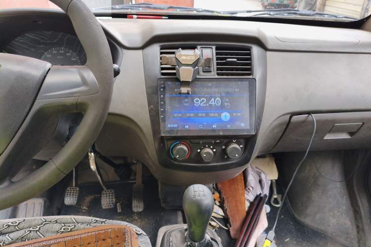 Used Wuling Rongguang 2017 1.5L Extended Basic Version Audio And AC Panel