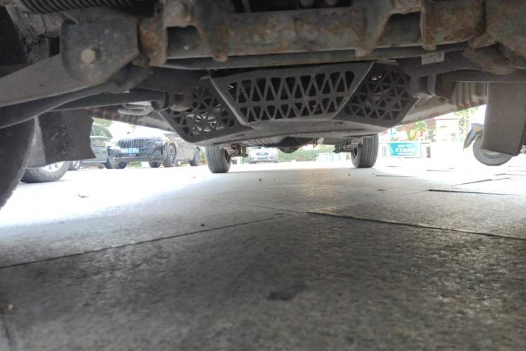 Used Wuling Rongguang 2017 1.5L Extended Basic Version Chassis Front