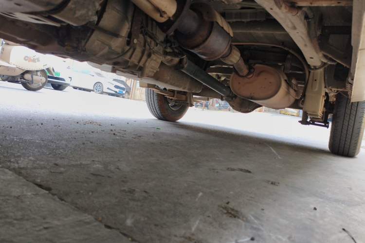 Used Wuling Rongguang 2017 1.5L Extended Basic Version Chassis Front Left