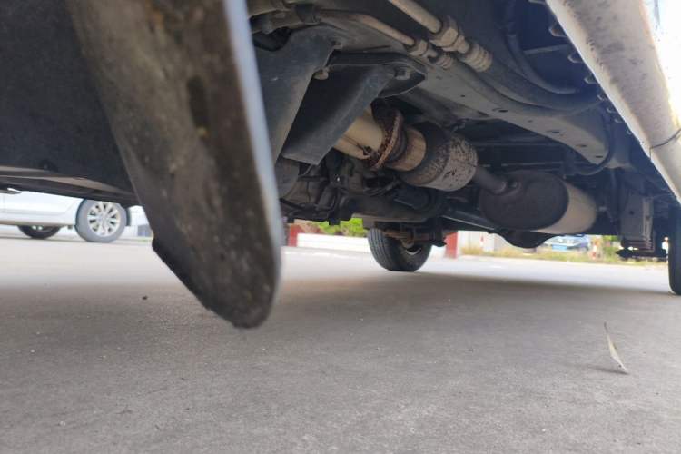 Used Wuling Rongguang 2017 1.5L Extended Basic Version Chassis Front Left