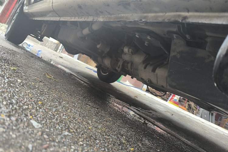 Used Wuling Rongguang 2017 1.5L Extended Basic Version Chassis Front Right