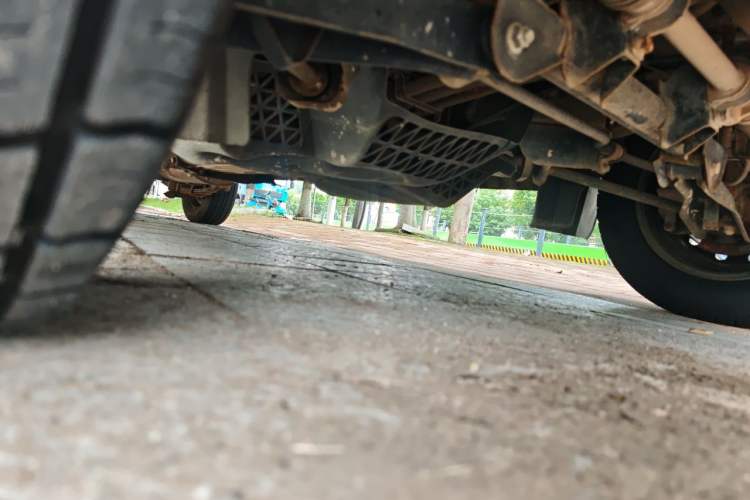 Used Wuling Rongguang 2017 1.5L Extended Basic Version Chassis Front Right