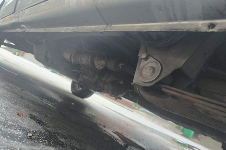 Used Wuling Rongguang 2017 1.5L Extended Basic Version Chassis Rear Left