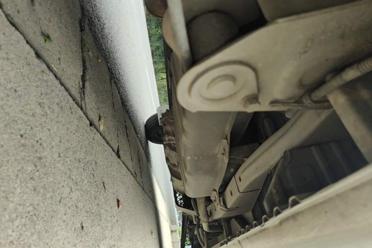 Used Wuling Rongguang 2017 1.5L Extended Basic Version Chassis Rear Right