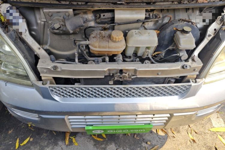 Used Wuling Rongguang 2017 1.5L Extended Basic Version Engine Bay