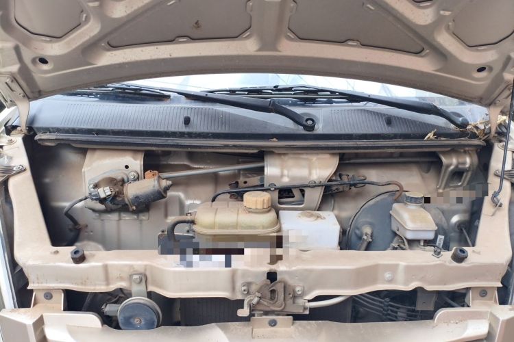 Used Wuling Rongguang 2017 1.5L Extended Basic Version Engine Bay