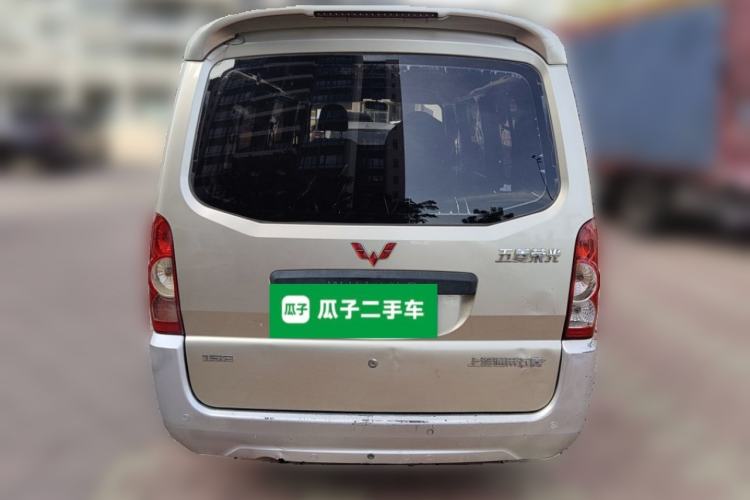 Used Wuling Rongguang 2017 1.5L Extended Basic Version Exterior 4