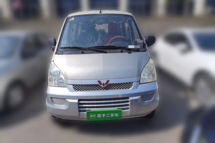 Used Wuling Rongguang 2017 1.5L Extended Basic Version Front