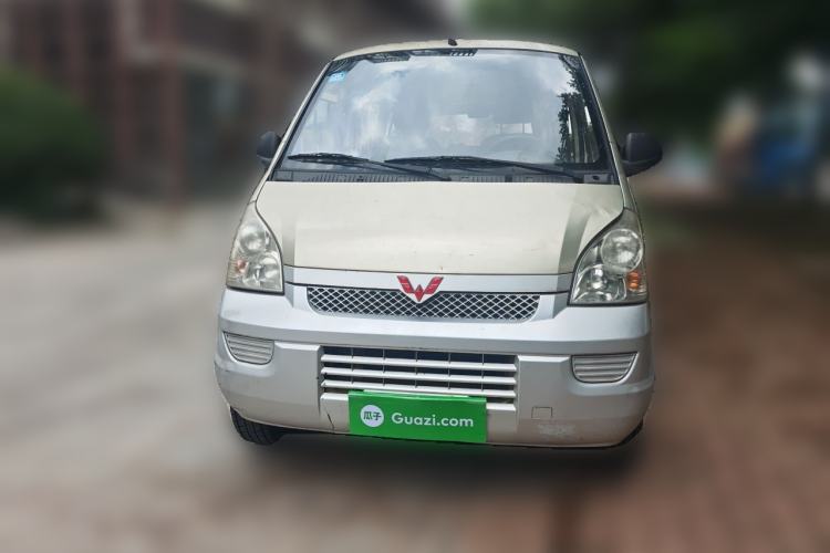 Used Wuling Rongguang 2017 1.5L Extended Basic Version Front