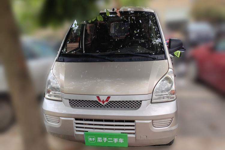 Used Wuling Rongguang 2017 1.5L Extended Basic Version Front