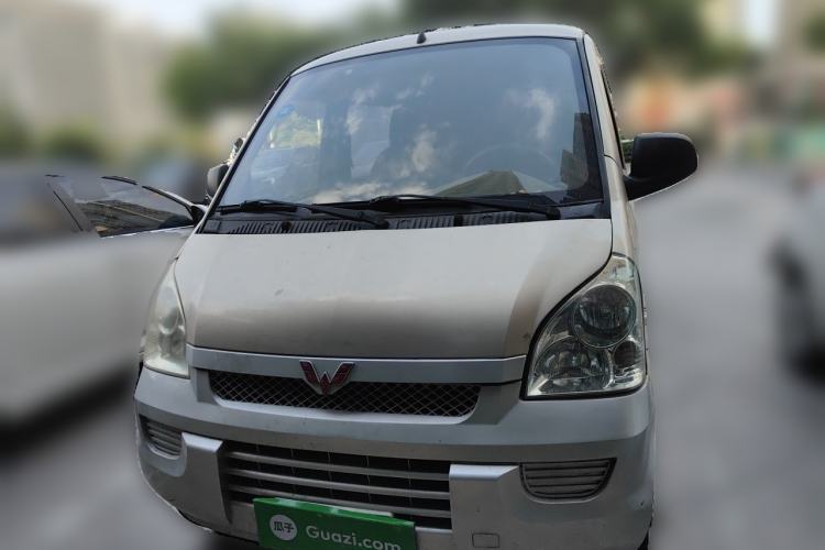 Used Wuling Rongguang 2017 1.5L Extended Basic Version Front