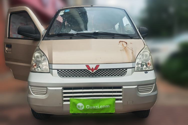 Used Wuling Rongguang 2017 1.5L Extended Basic Version Front