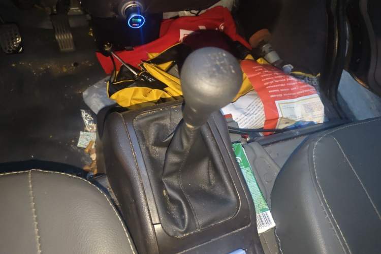 Used Wuling Rongguang 2017 1.5L Extended Basic Version Gear Lever
