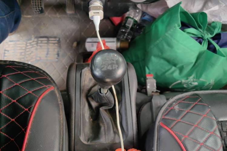 Used Wuling Rongguang 2017 1.5L Extended Basic Version Gear Lever