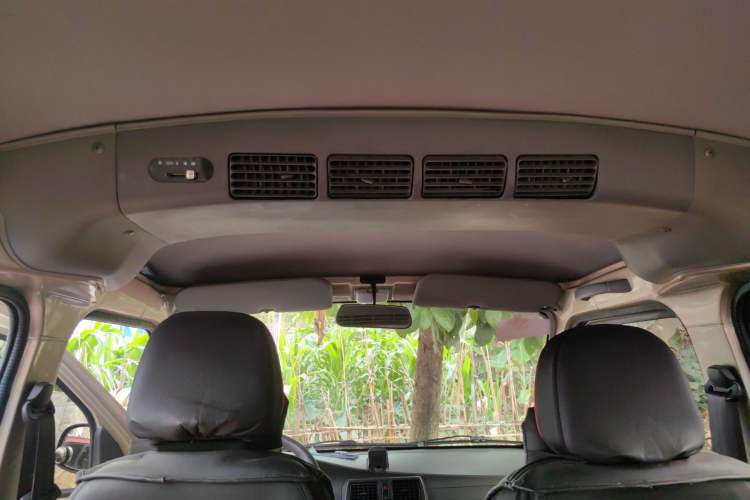 Used Wuling Rongguang 2017 1.5L Extended Basic Version Headliner