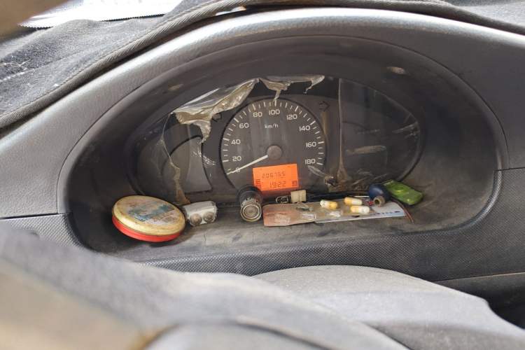 Used Wuling Rongguang 2017 1.5L Extended Basic Version Instrument Cluster