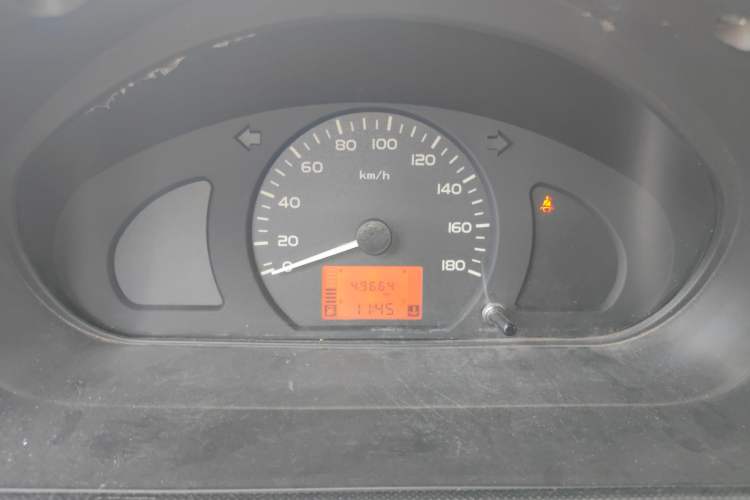 Used Wuling Rongguang 2017 1.5L Extended Basic Version Instrument Cluster
