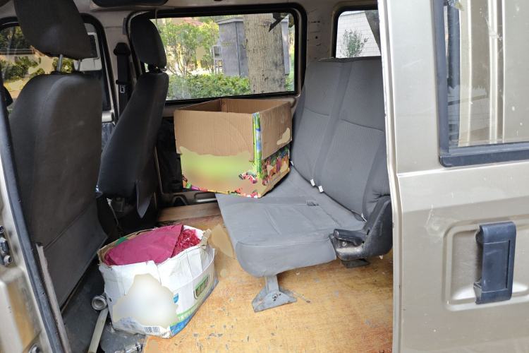 Used Wuling Rongguang 2017 1.5L Extended Basic Version Left Rear Seat