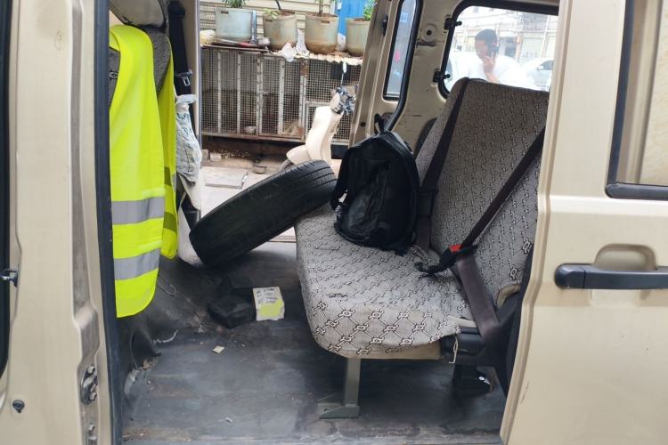 Used Wuling Rongguang 2017 1.5L Extended Basic Version Left Rear Seat