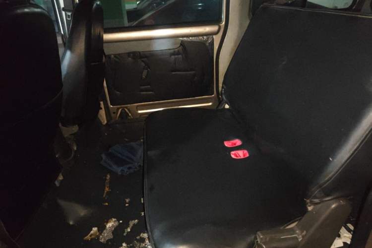 Used Wuling Rongguang 2017 1.5L Extended Basic Version Left Rear Seat