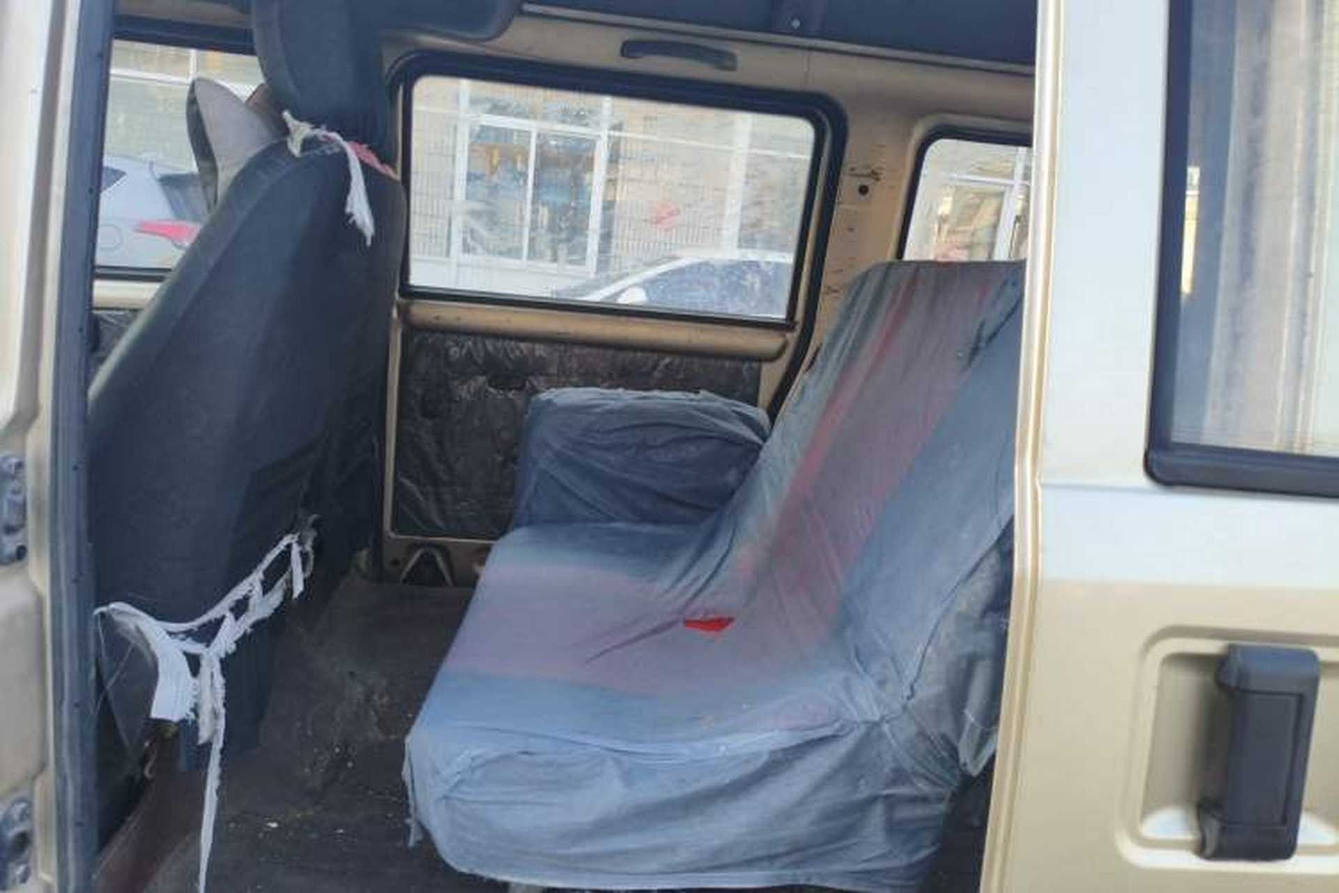 Used Wuling Rongguang 2017 1.5L Extended Basic Version Left Rear Seat