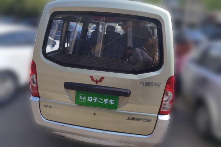 Used Wuling Rongguang 2017 1.5L Extended Basic Version Rear