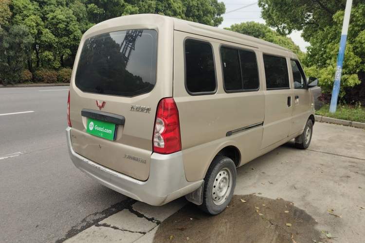 Used Wuling Rongguang 2017 1.5L Extended Basic Version Rear Right 45 Deg